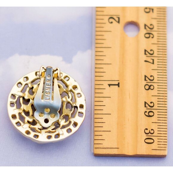 Vintage Gold tone Clip On Earrings by Lisner - S11 - Picture 2 of 2